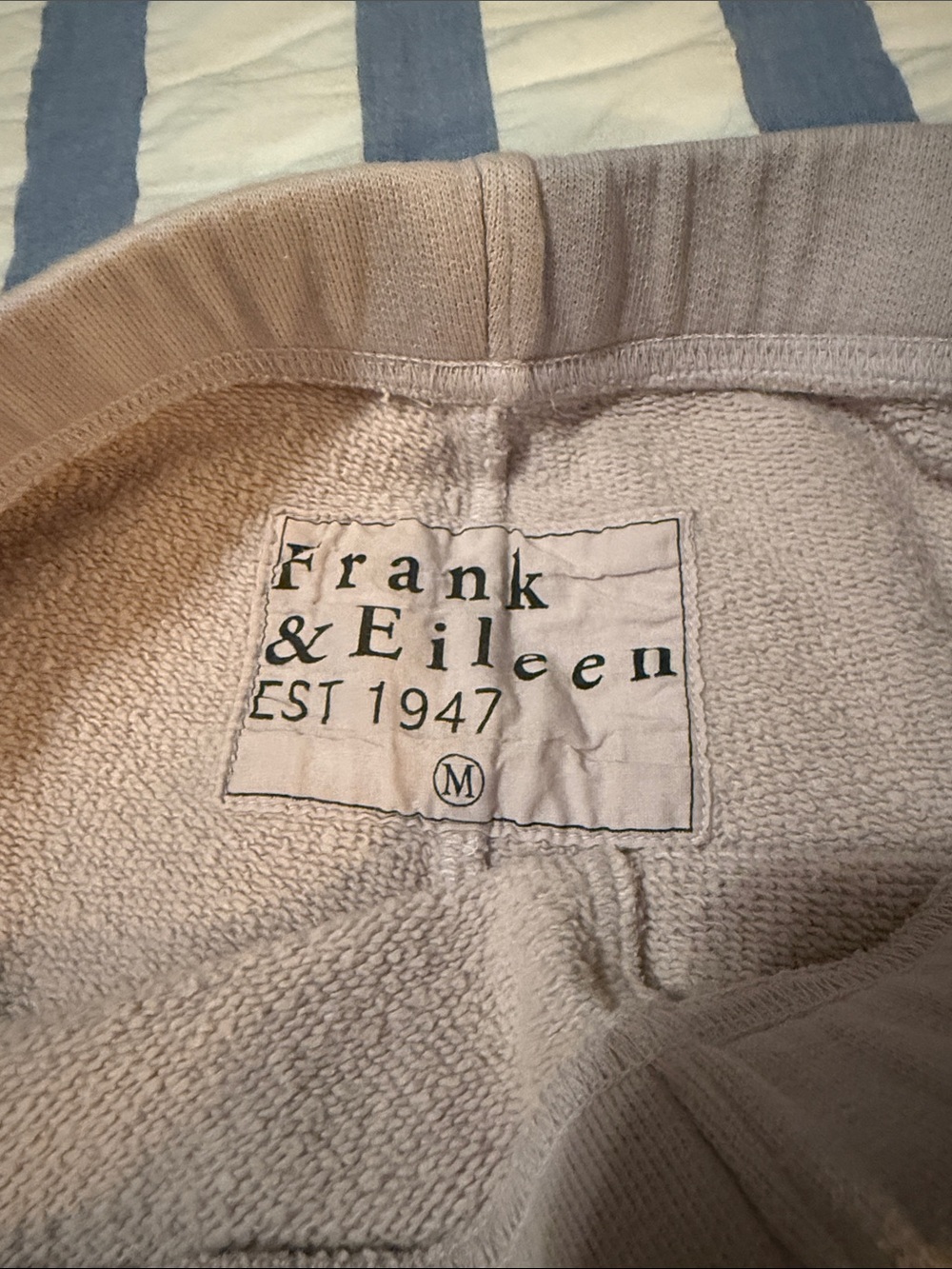 Cozy Women’s Top and Wide-Leg Joggers Set in Light Beige - Picture 2 of 4